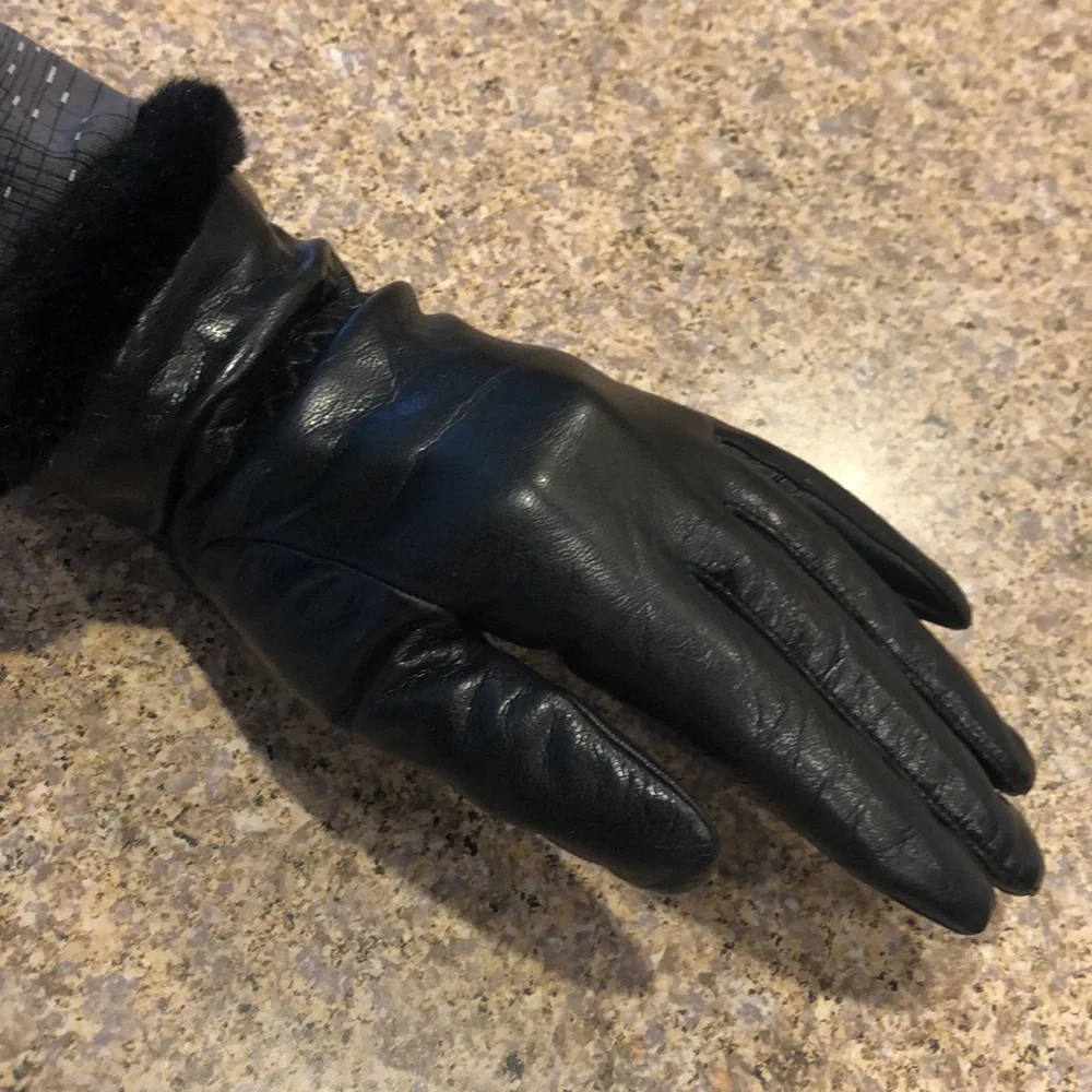 Vintage Fownes Black Leather Gloves Size 7 1/2